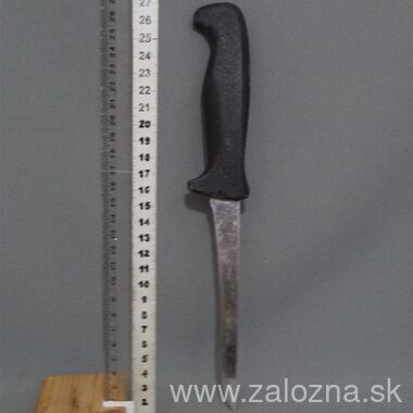 Nože